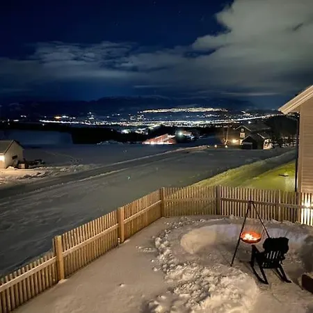 Hus I Landlige Omgivelser Naer Granasen Skianlegg *