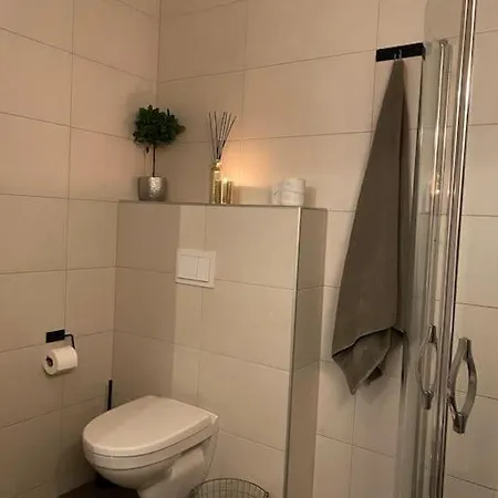 Hus I Landlige Omgivelser Naer Granasen Skianlegg
