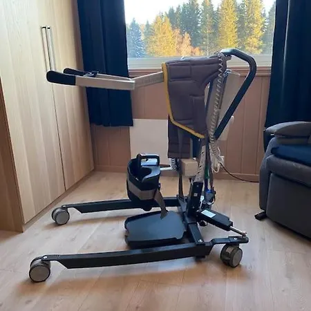 Hus I Landlige Omgivelser Naer Granasen Skianlegg